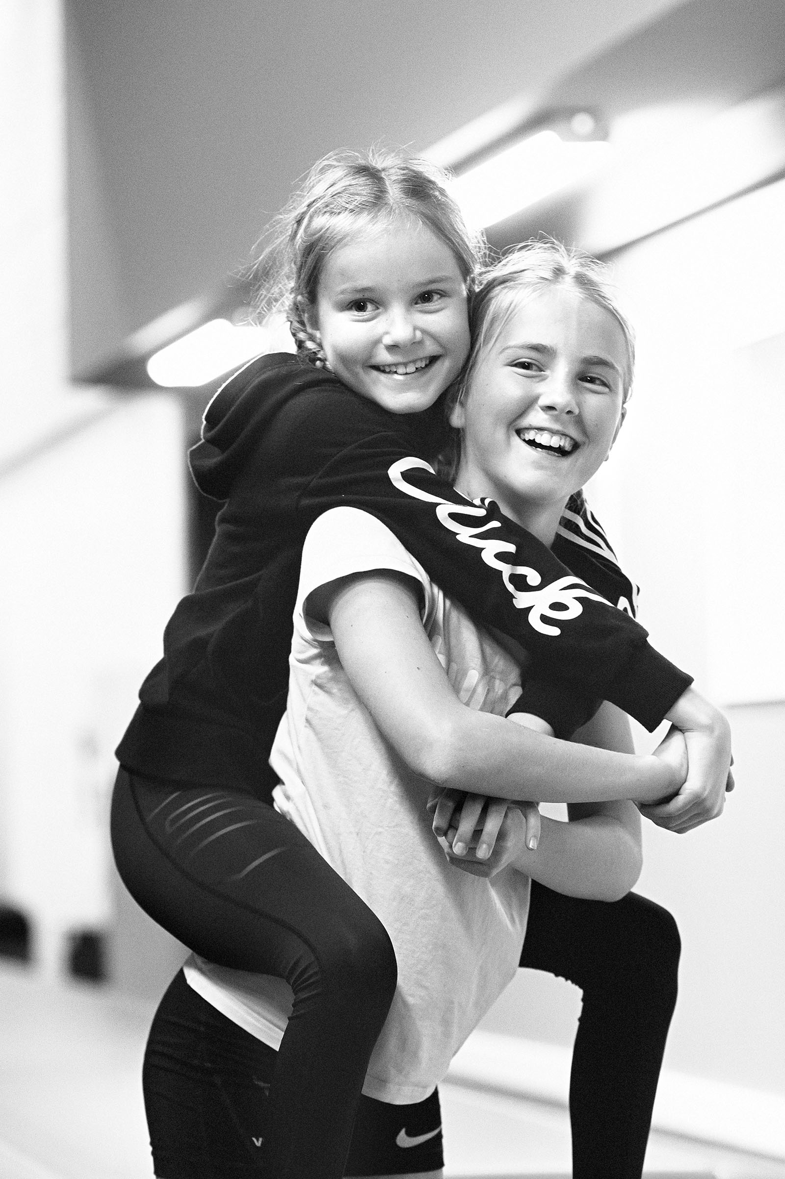 2 gymnastikpiger Årets ElSjæle