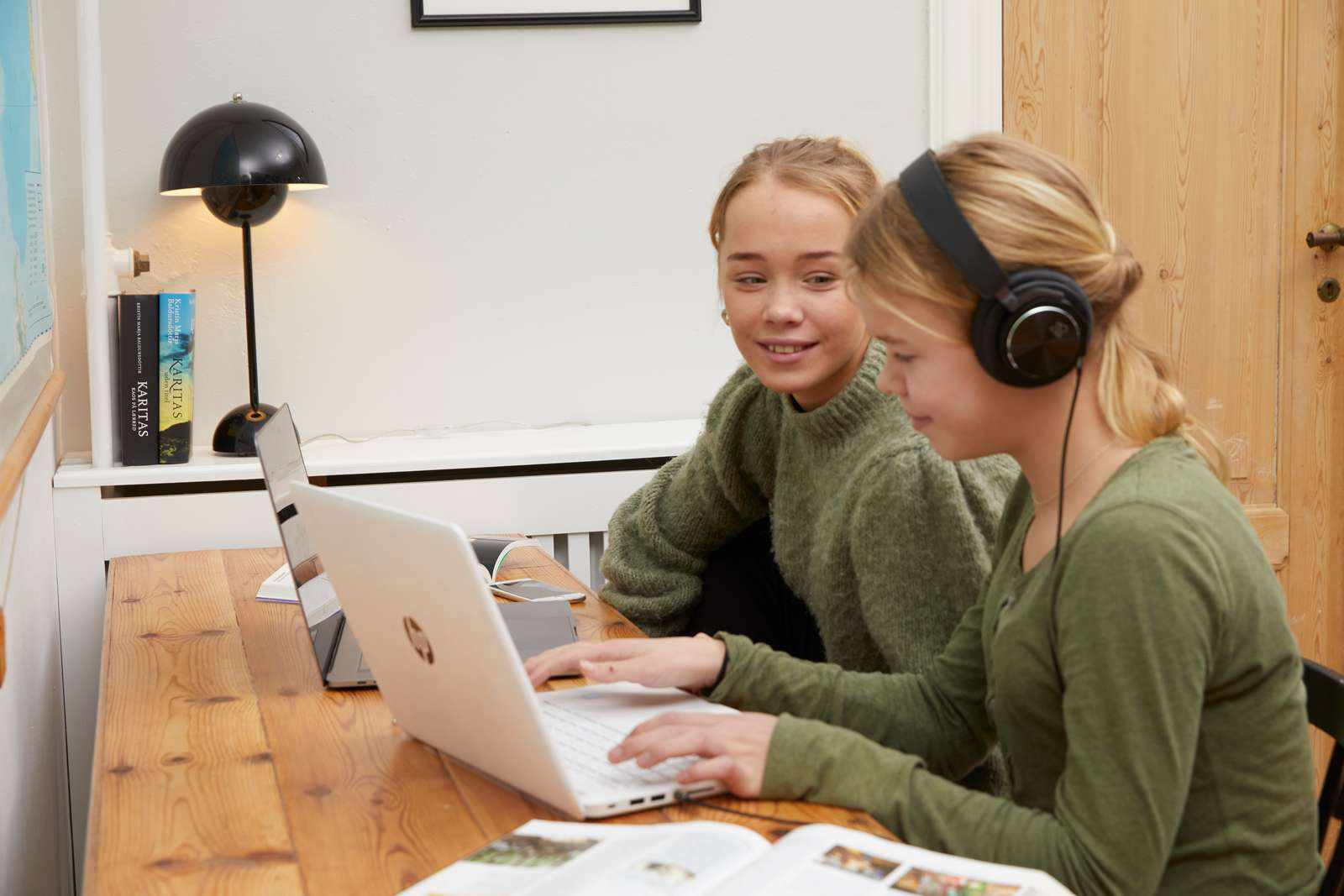 Nyheder Piger Med Computer 2021 Nyheder Piger Med Computer 2021