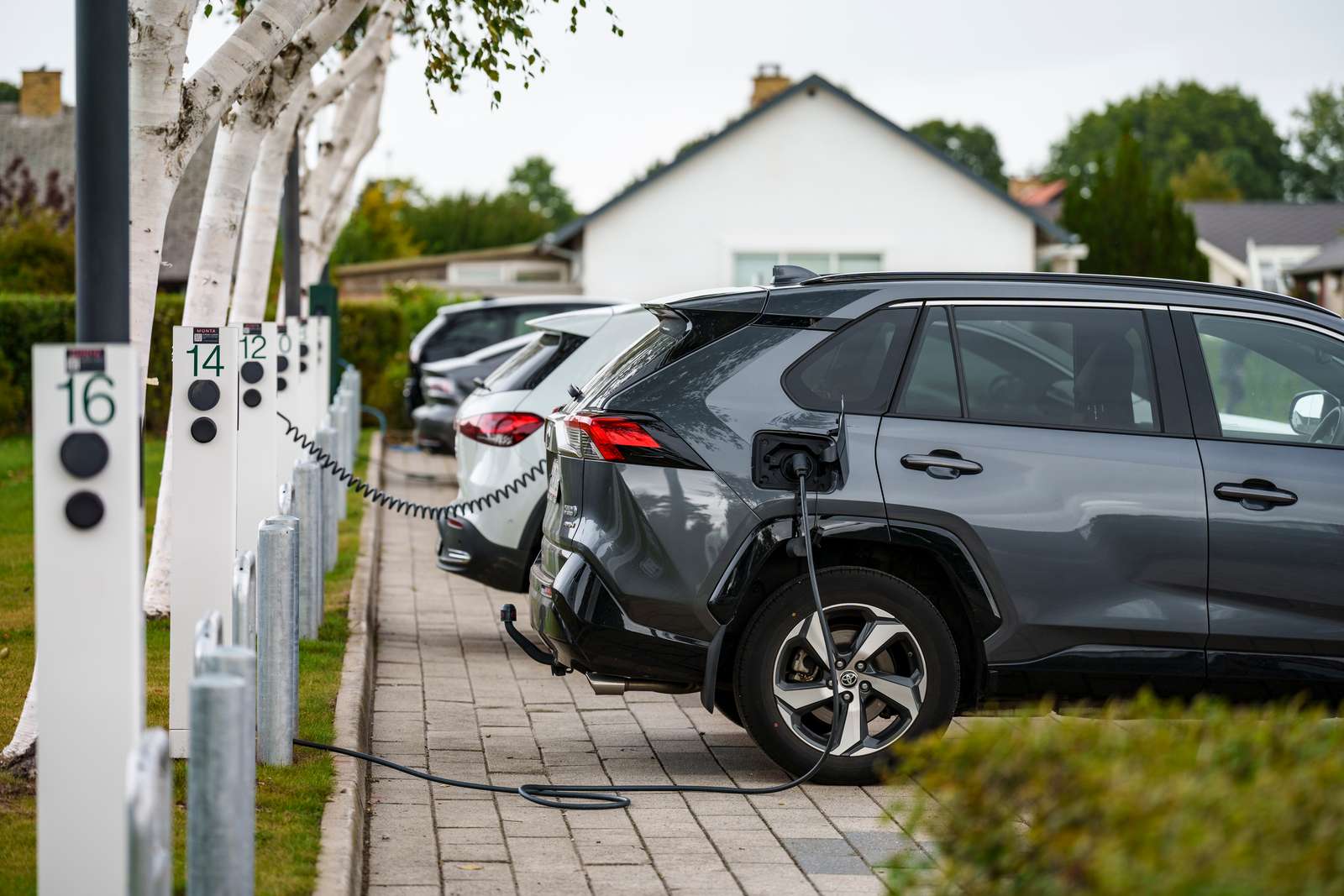 Ladestandere til virksomheder